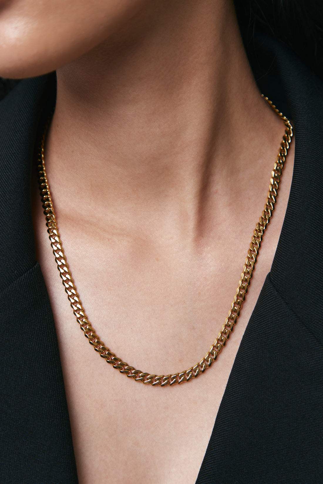 CLASSIC CURB Necklace