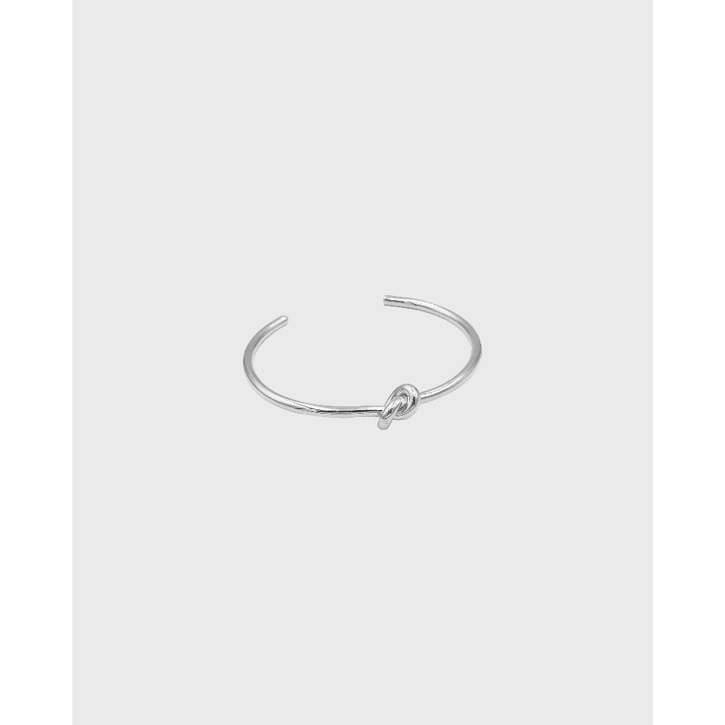 KNOT Bangle